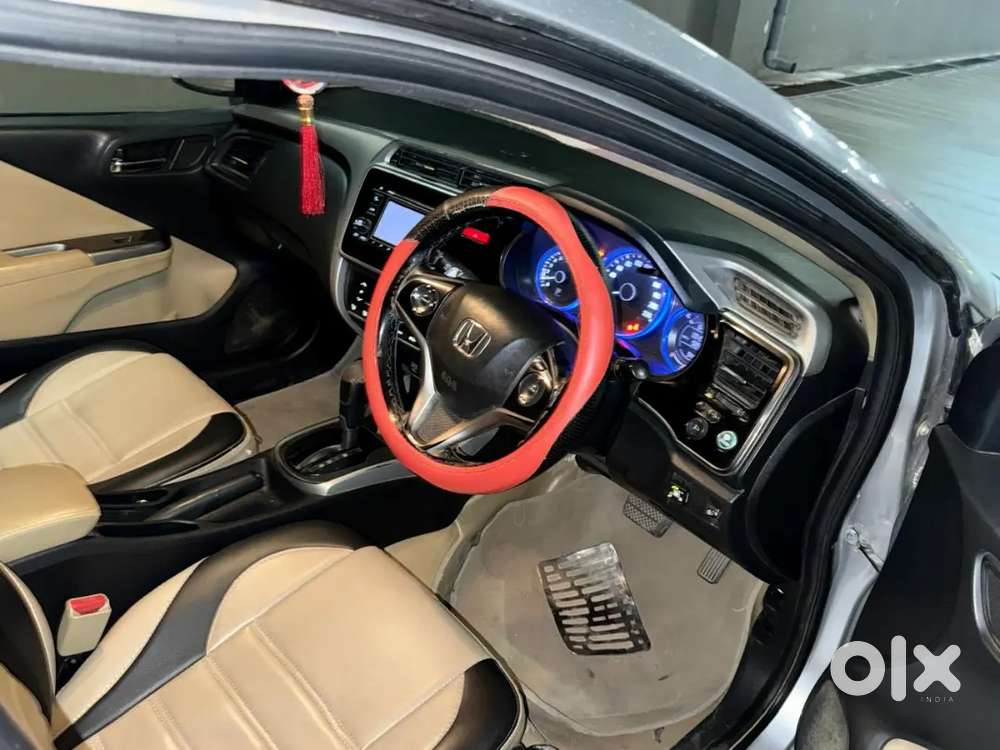 Honda City 2012 Variant Sunroof