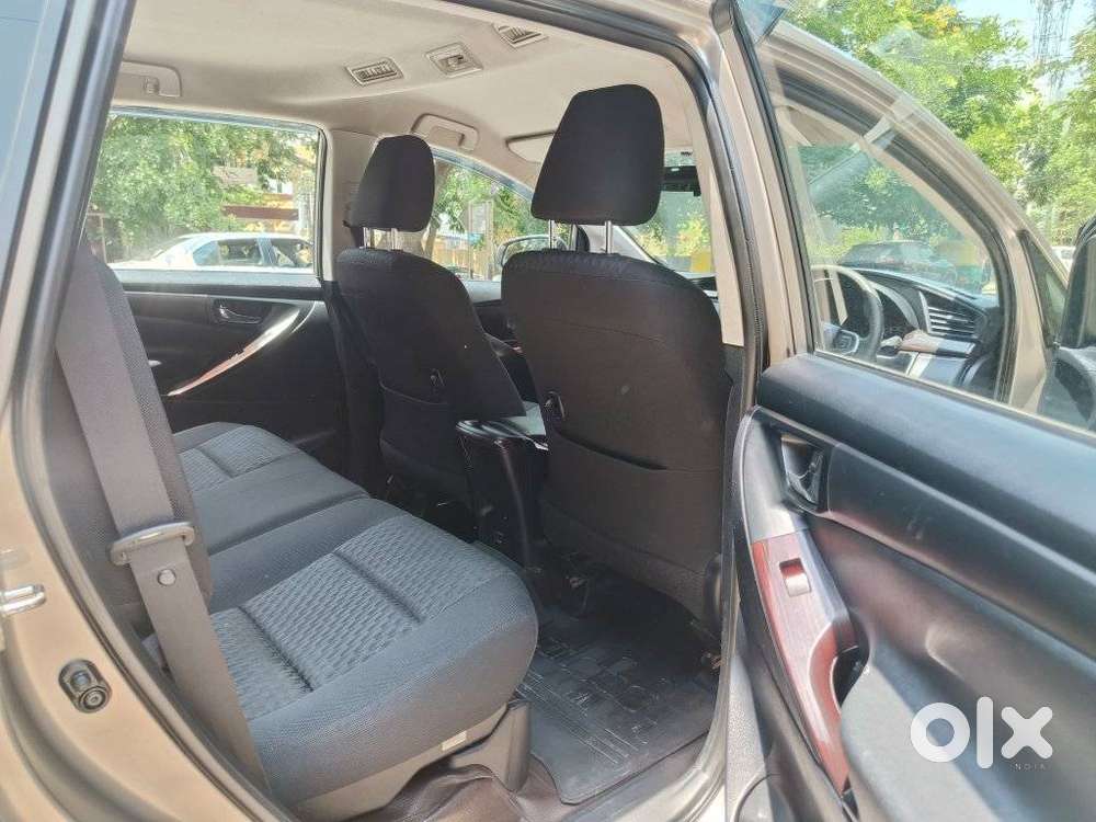 Toyota Innova Crysta 2.4 Gx Mt 8s, 2018, Diesel