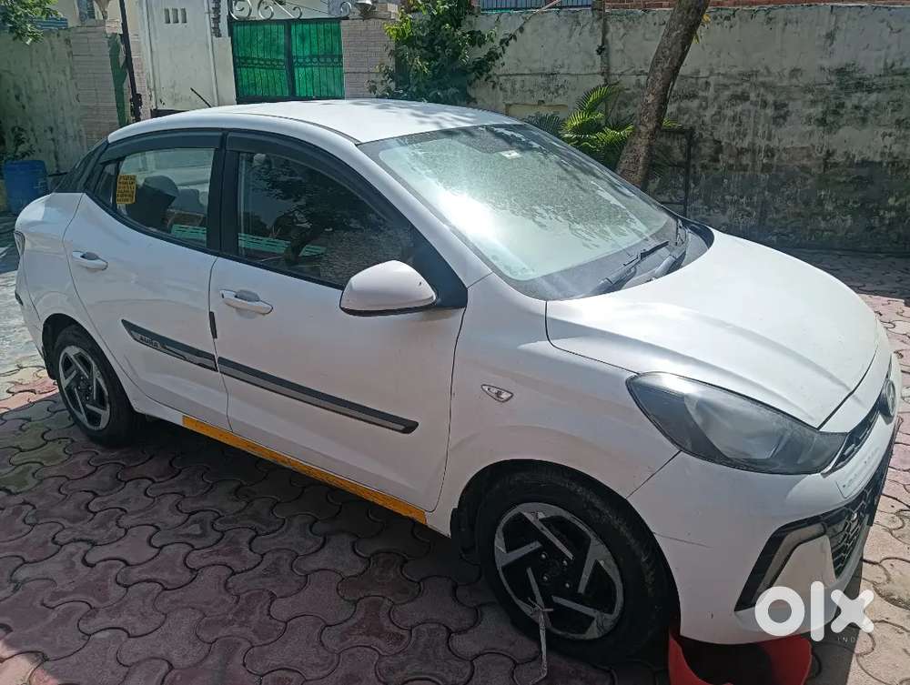 Hyundai Aura Cng 2023  Low Km Driven  Single Owner