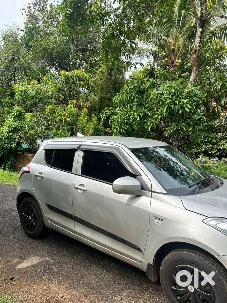 Maruti Suzuki Swift 2015 Petrol 117000 Km Driven