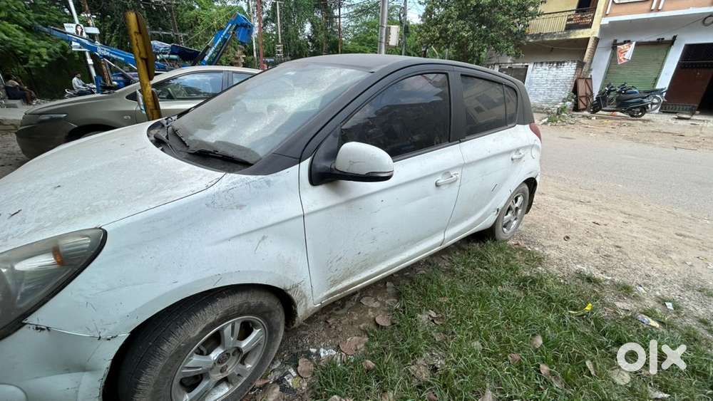 Hyundai I20 Asta Petrol 2012