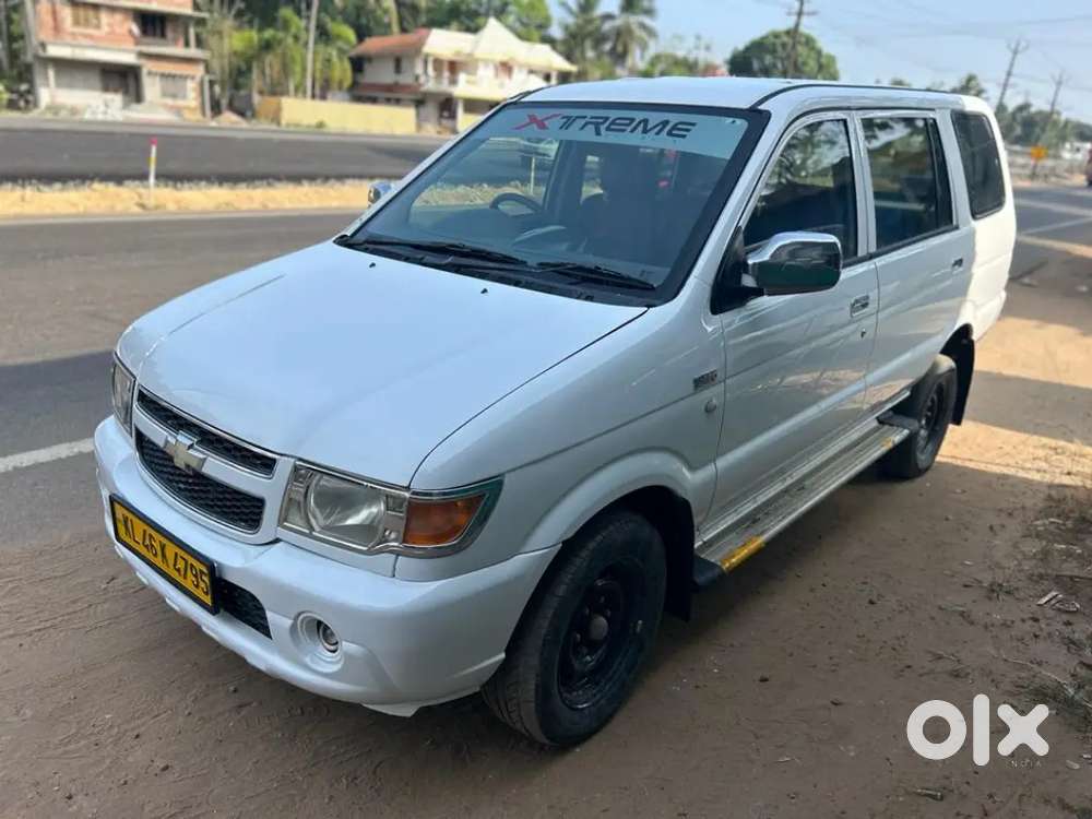 Chevrolet Tavera 2014