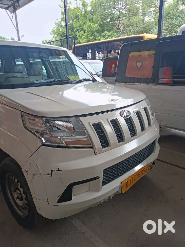 Mahindra Tuv 300 Plus 2018