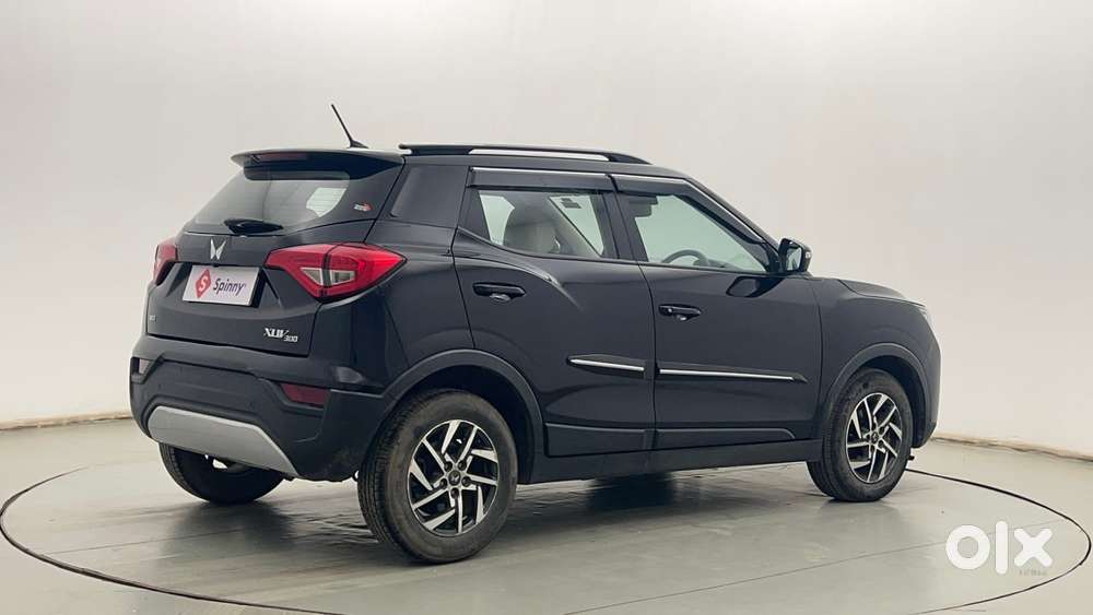 Mahindra Xuv300 W8 Option, 2022, Petrol