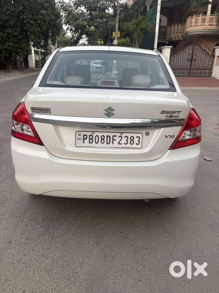 Maruti Suzuki Swift Dzire 1.2 Vxi Bsiv, 2016, Petrol