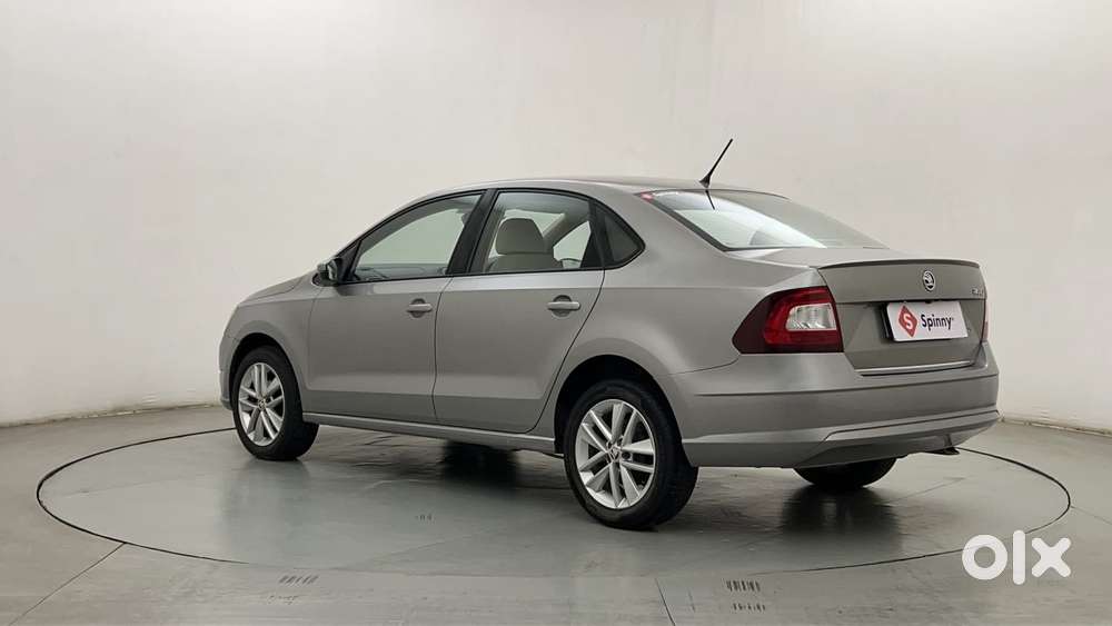 Skoda Rapid 1.6 Mpi At Style, 2017, Petrol