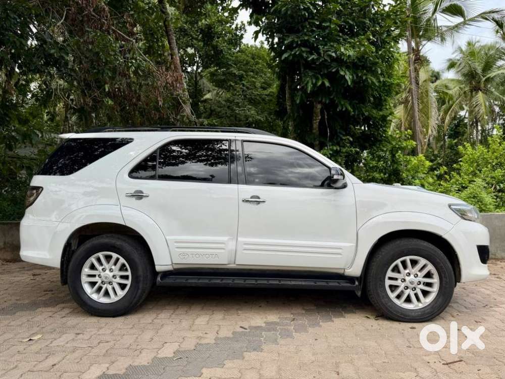 Toyota Fortuner 3.0 4x4 Manual, 2014, Diesel