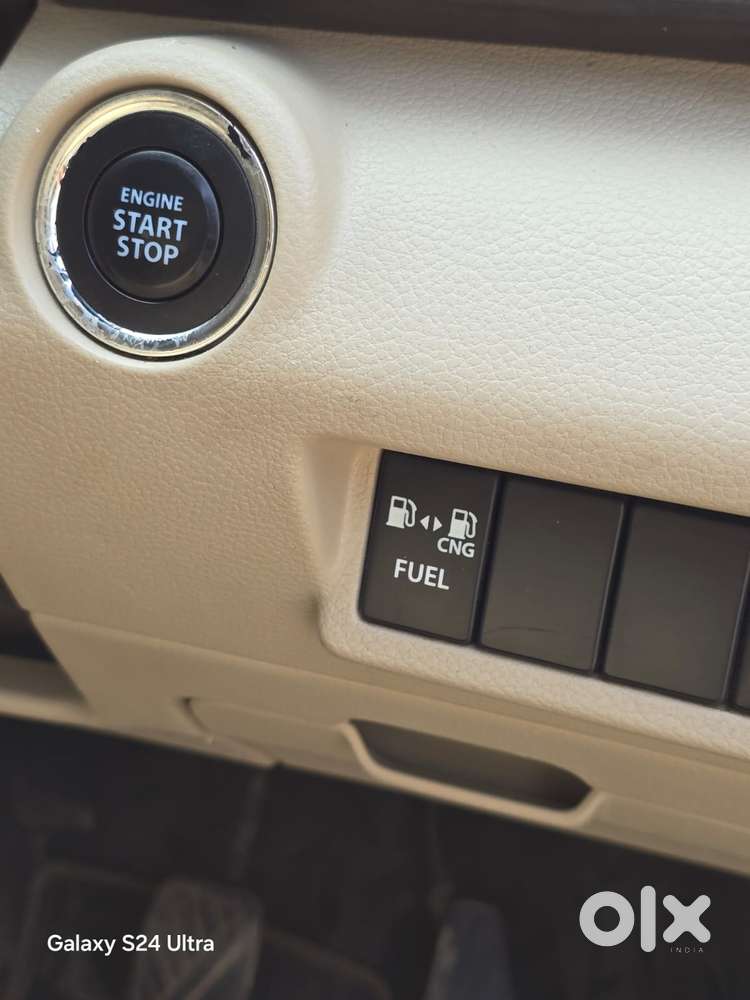 Maruti Suzuki Ertiga Zxi (o) Cng [2022-2023], 2022, Cng & Hybrids