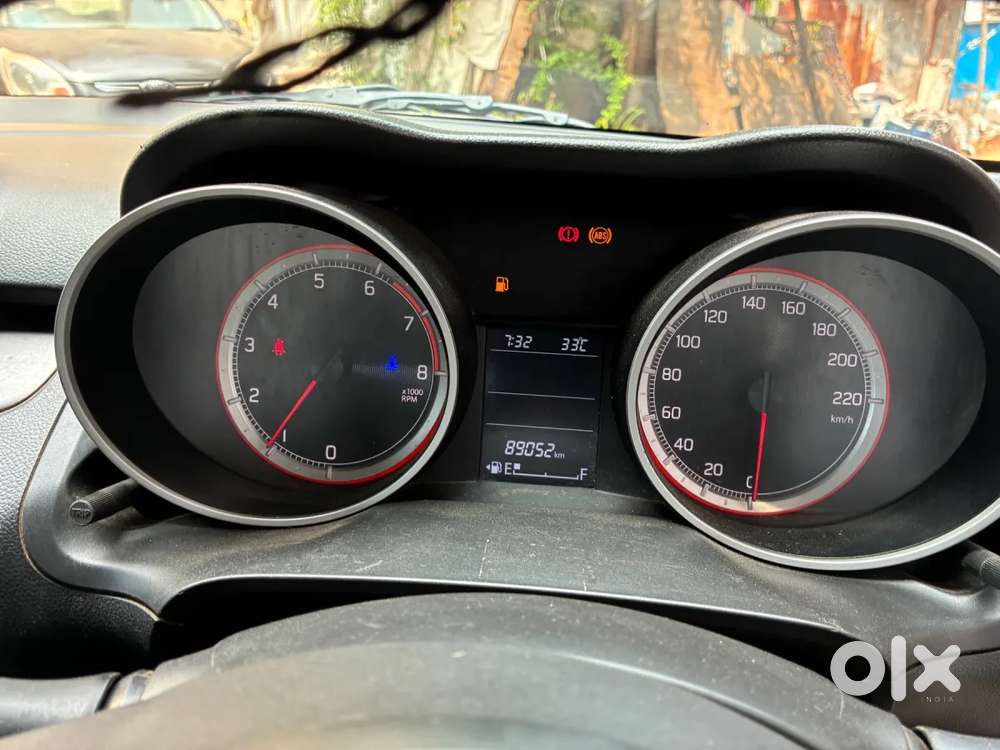 Maruti Suzuki Swift 1.3 Zxi, 2021, Petrol