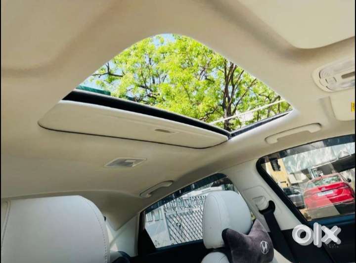 Hyundai Verna Sx(o) Petrol At, 2023, Petrol