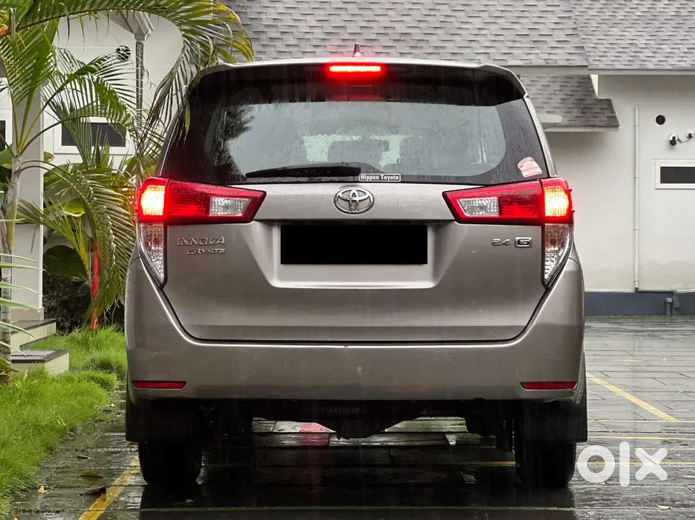 Toyota Innova Crysta Diesel 97000 Km Driven