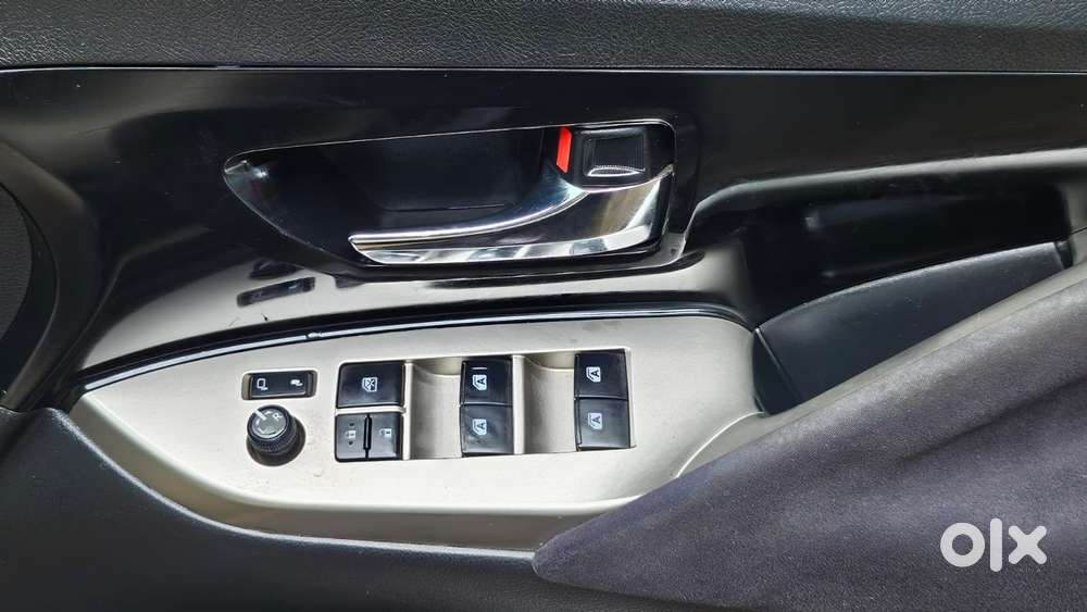 Toyota Innova Crysta 2.4 V 8 Str, 2019, Diesel
