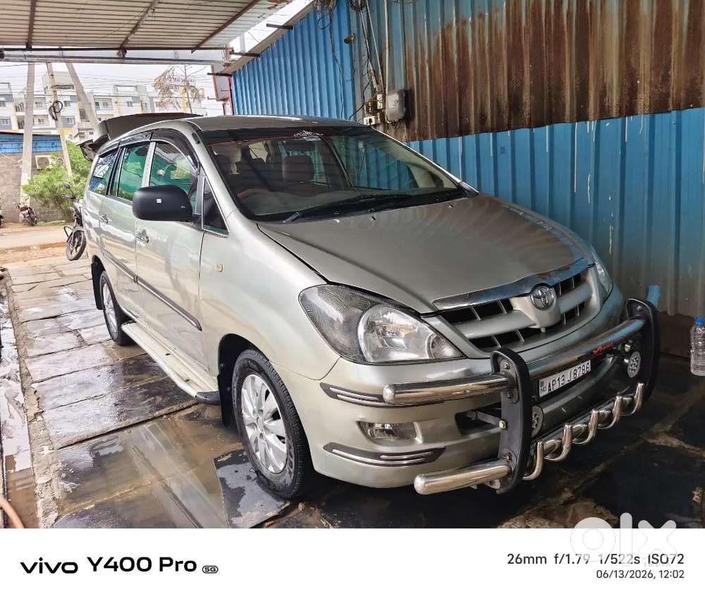 Toyota Innova 2.5 Vx 2005 Diesel 7-seater