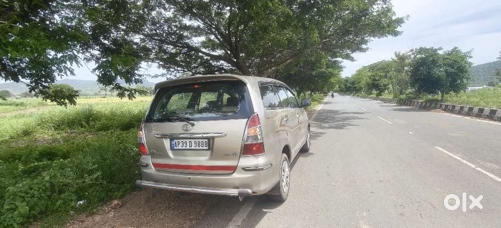 Toyota Innova 2.5 G 2009