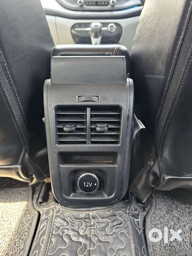 Tata Altroz 1.2 Xz (o), 2021, Petrol