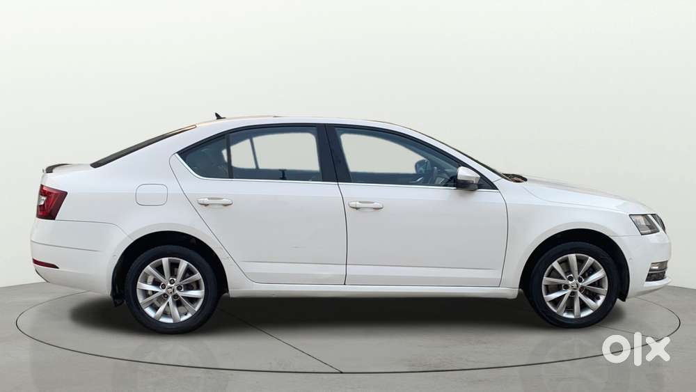 Skoda Octavia 1.8 Tsi At L K, 2018, Petrol