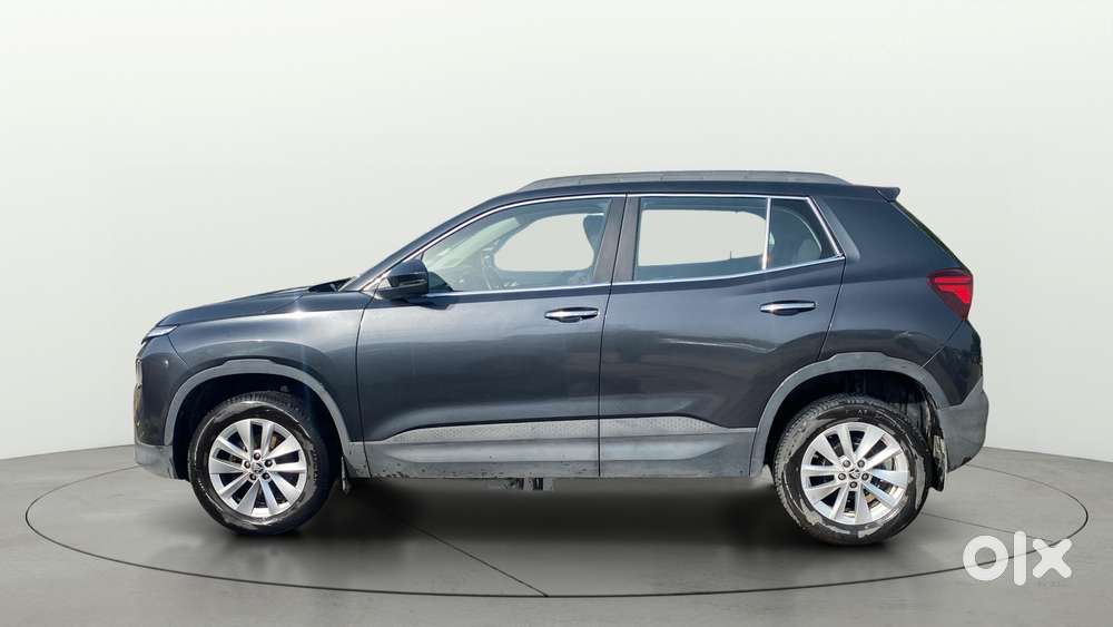 Skoda Kylaq Signature Plus, 2025, Petrol