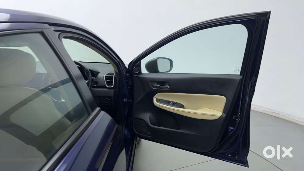 Honda City 1.5 Zx I-vtec Mt, 2023, Petrol