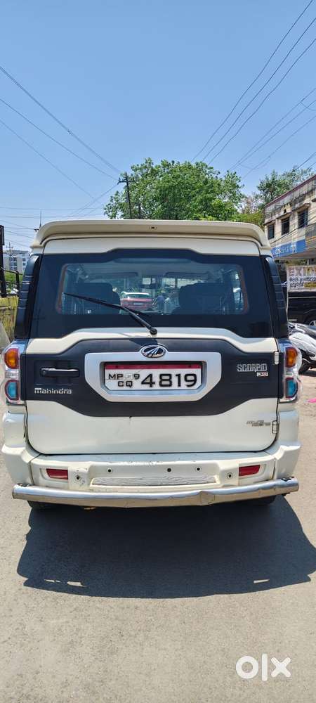 Mahindra Scorpio S10, 2014, Diesel