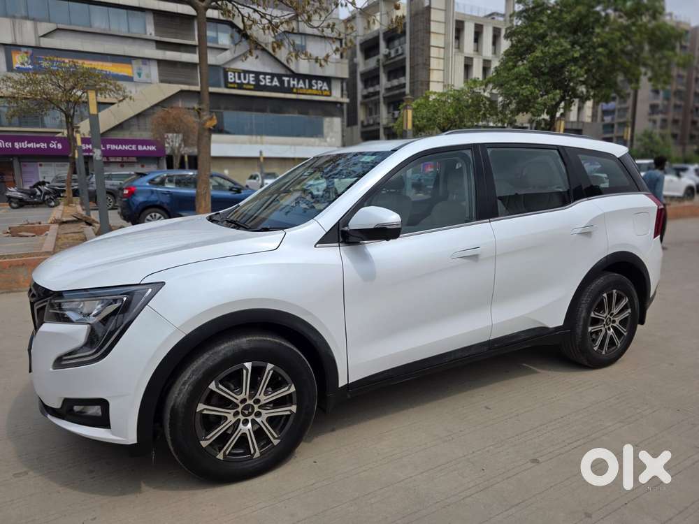 Mahindra Xuv700 2.0 Ax 7 Petrol At Luxury Pack Str, 2023, Petrol
