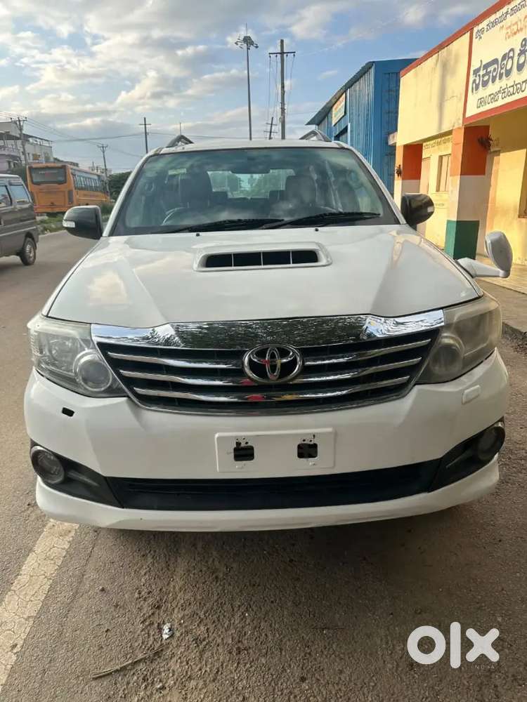 Toyota Fortuner 2013 Automatic