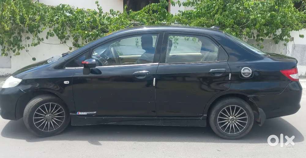 Honda City Zx Petrol 2005