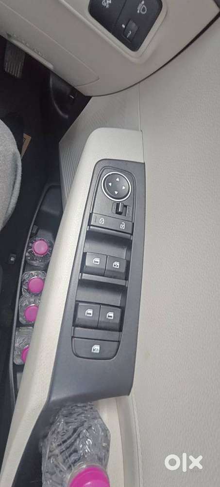 Kia Carens Clavis Htk, 2025, Petrol