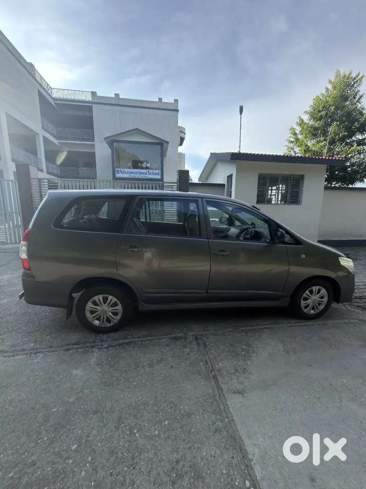 Toyota Innova Diesel 2014