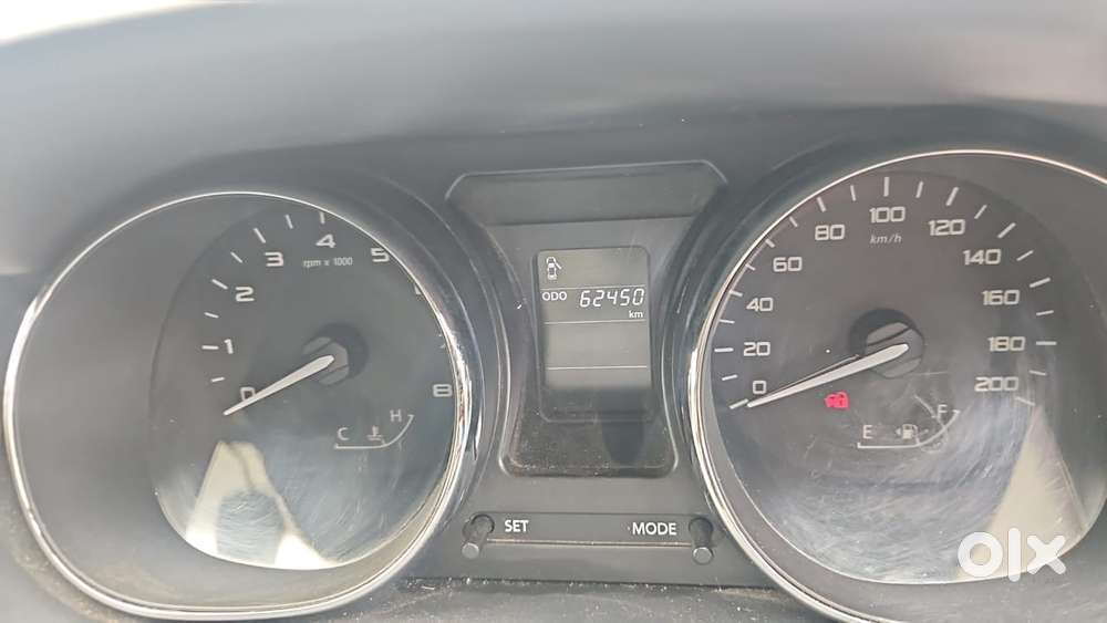 Tata Tiago 1.2 Revotron Xz Wo Alloy, 2017, Petrol