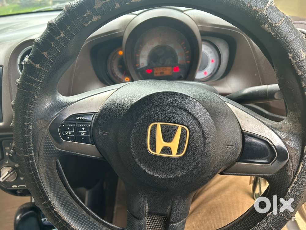 Honda Brio Petrol 2013