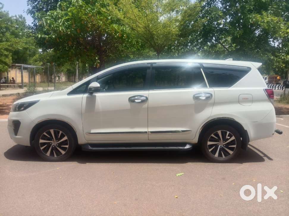 Toyota Innova Crysta 2.4 Z 7 Str, 2022, Diesel