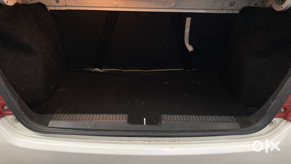 Maruti Suzuki Swift Dzire 1.2 Vxi Bsiv, 2017, Petrol