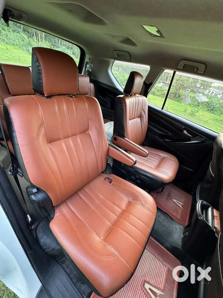 Toyota Innova Crysta 2022