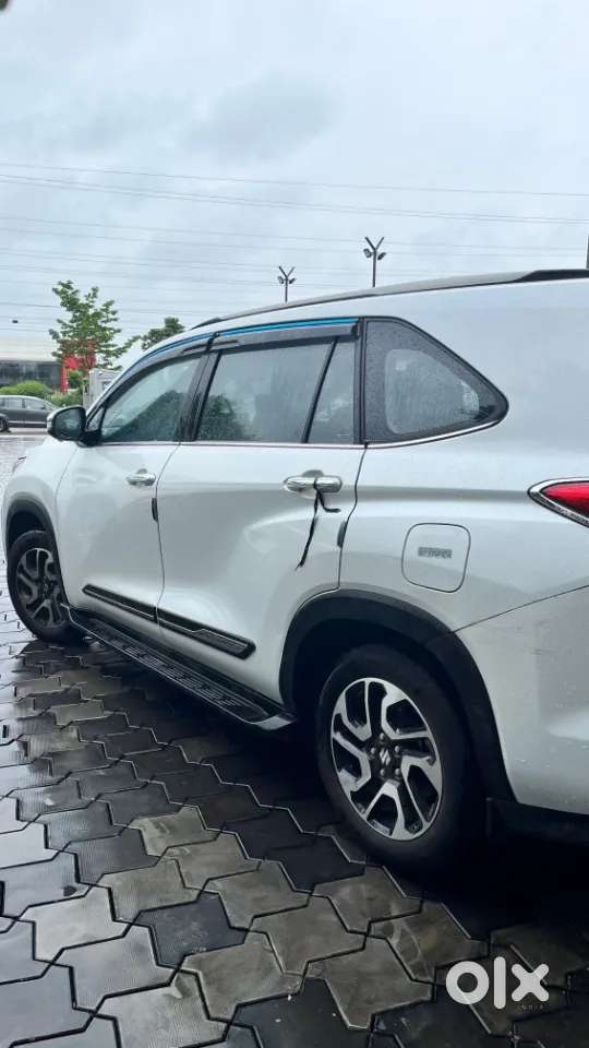 Maruti Suzuki Invicto Alpha Plus 7str, 2025, Petrol