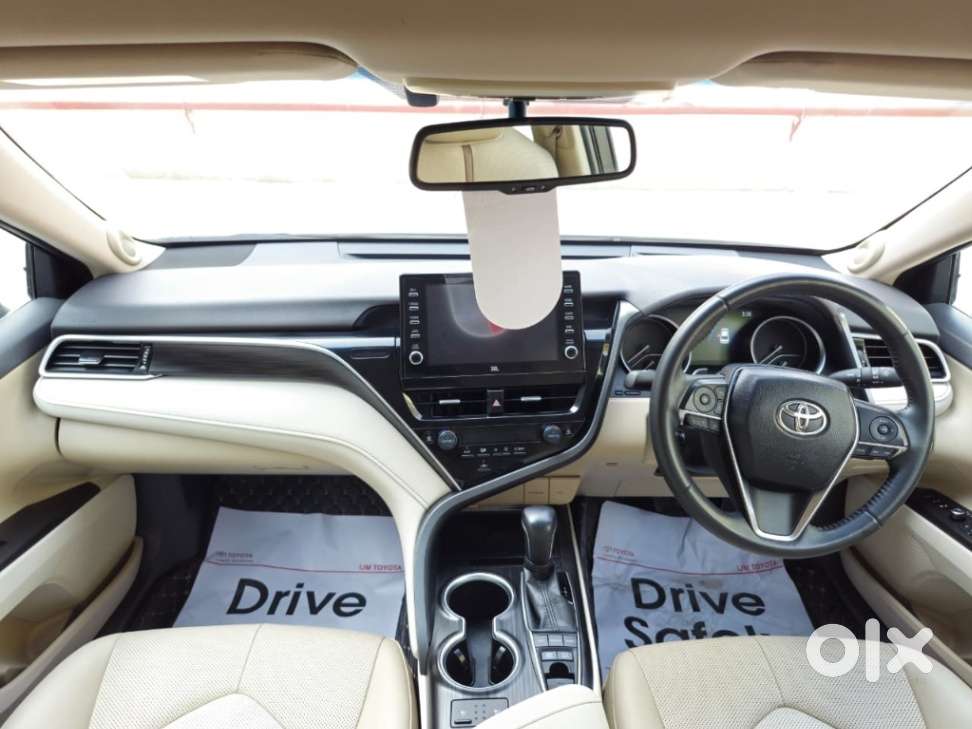 Toyota Camry Hybrid, 2024, Petrol