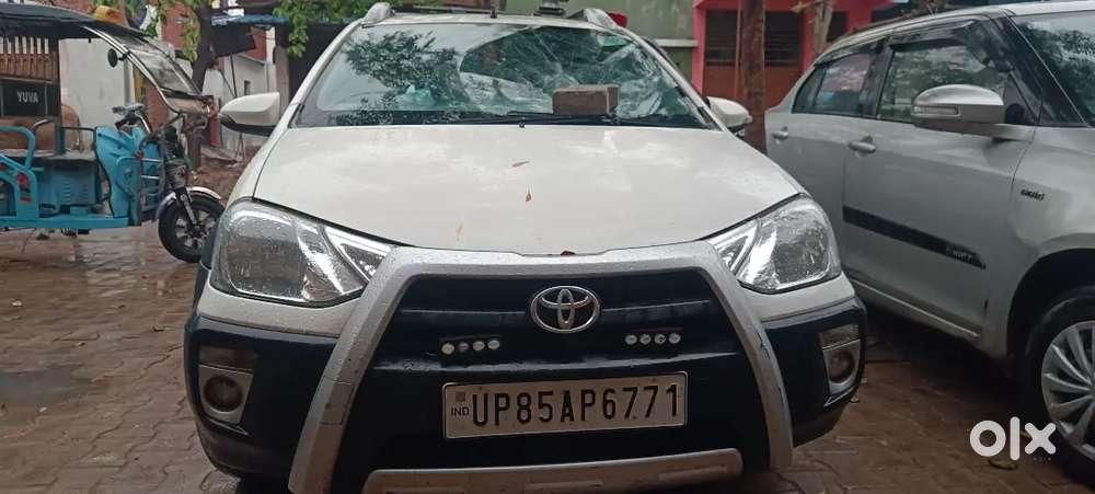 Toyota Etios Cross 2014 Diesel 90000 Km Driven