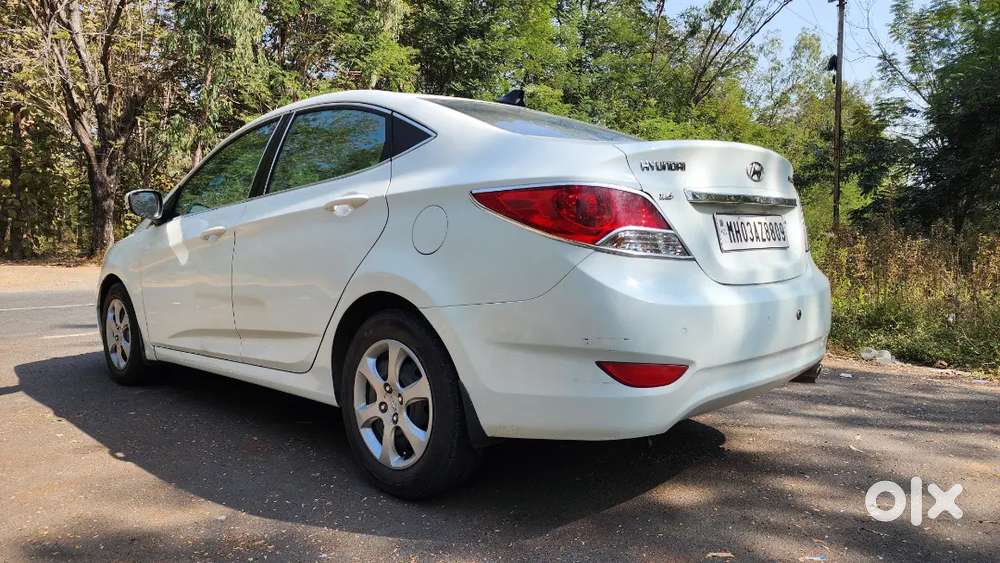 Hyundai Verna 2011 Petrol 95000 Km Driven