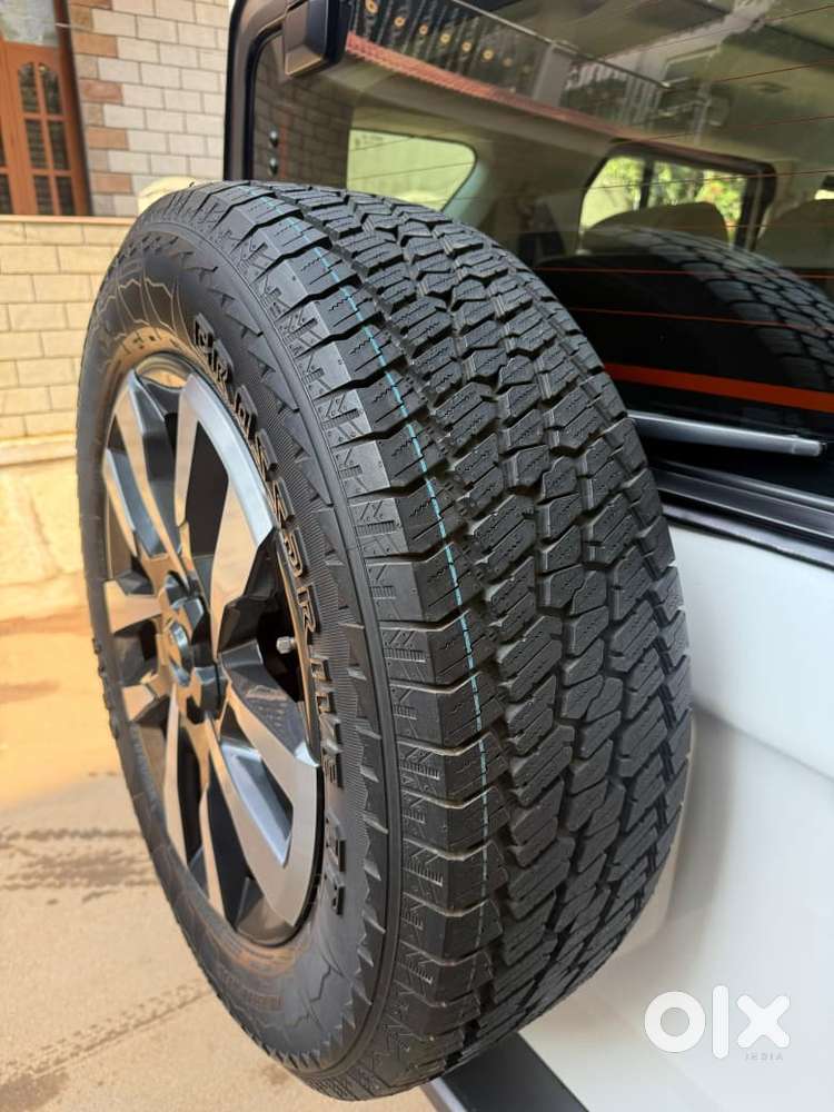 Mahindra Thar Roxx Ax7 L Diesel Mt 2wd, 2025, Diesel