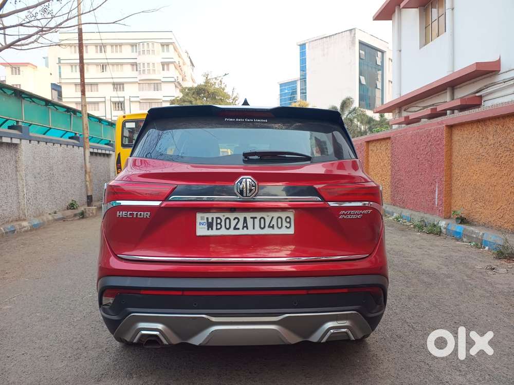 Mg Hector Plus Sharp Pro 1.5 Turbo Petrol Cvt 6 Str Dual Tone, 2022,..