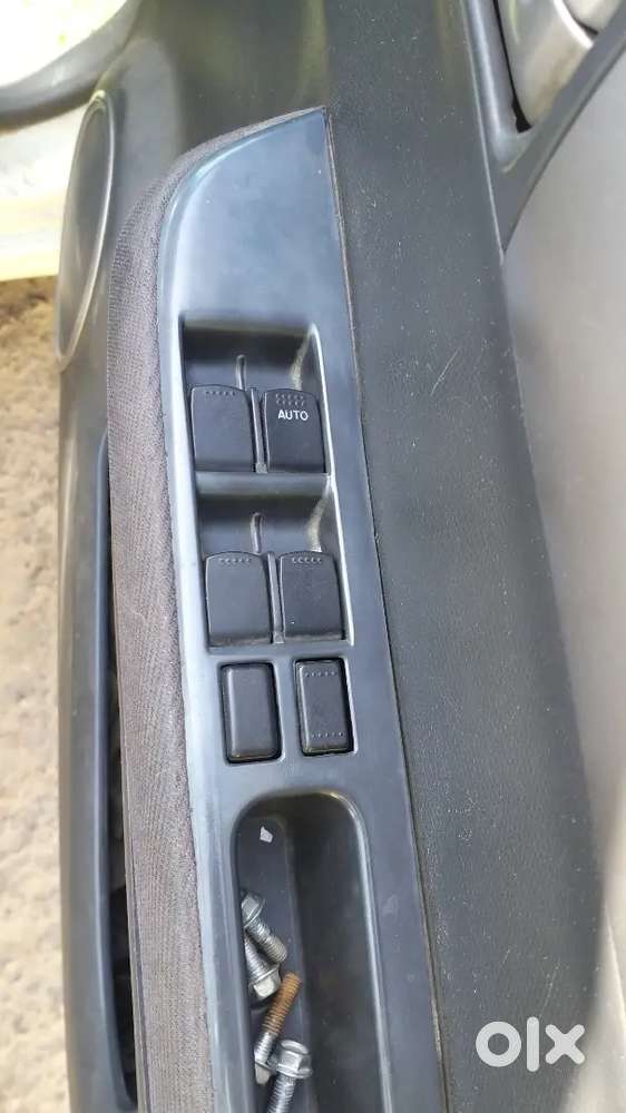 Maruti Suzuki Swift 2009 Diesel Good Condition R R Karwa Liya Hai