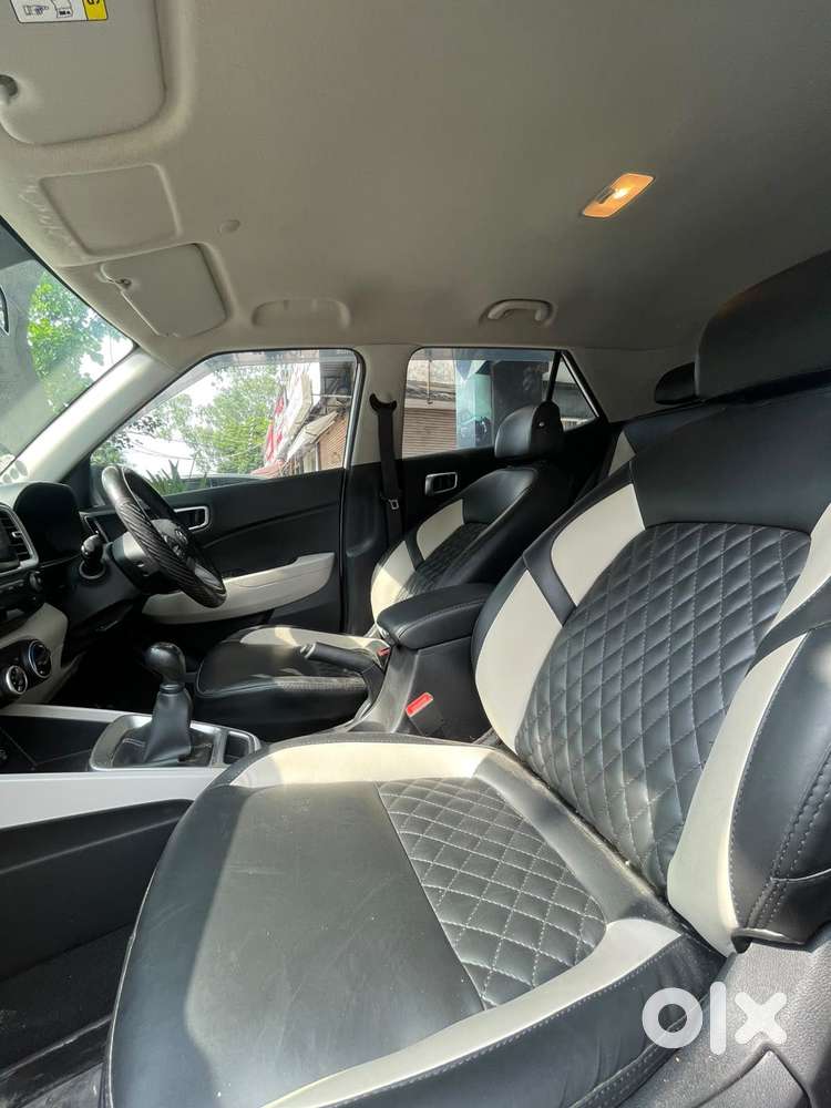 Hyundai Venue S 1.2 Petrol, 2024, Petrol
