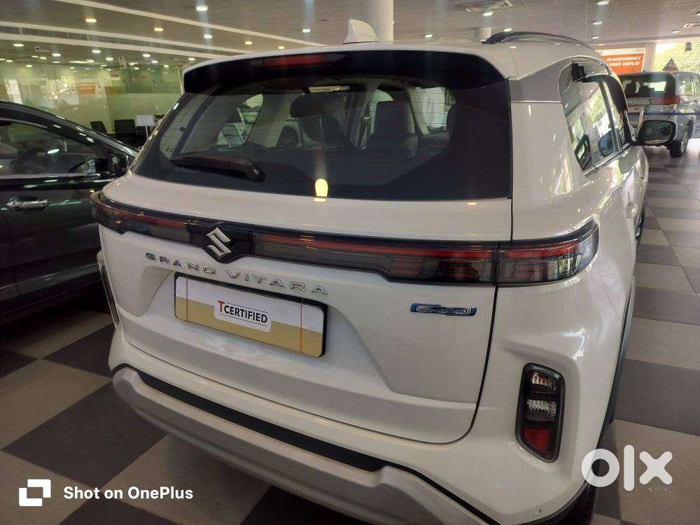 Maruti Suzuki Grand Vitara 1.5 Zeta Smart Hybrid At, 2023, Petrol