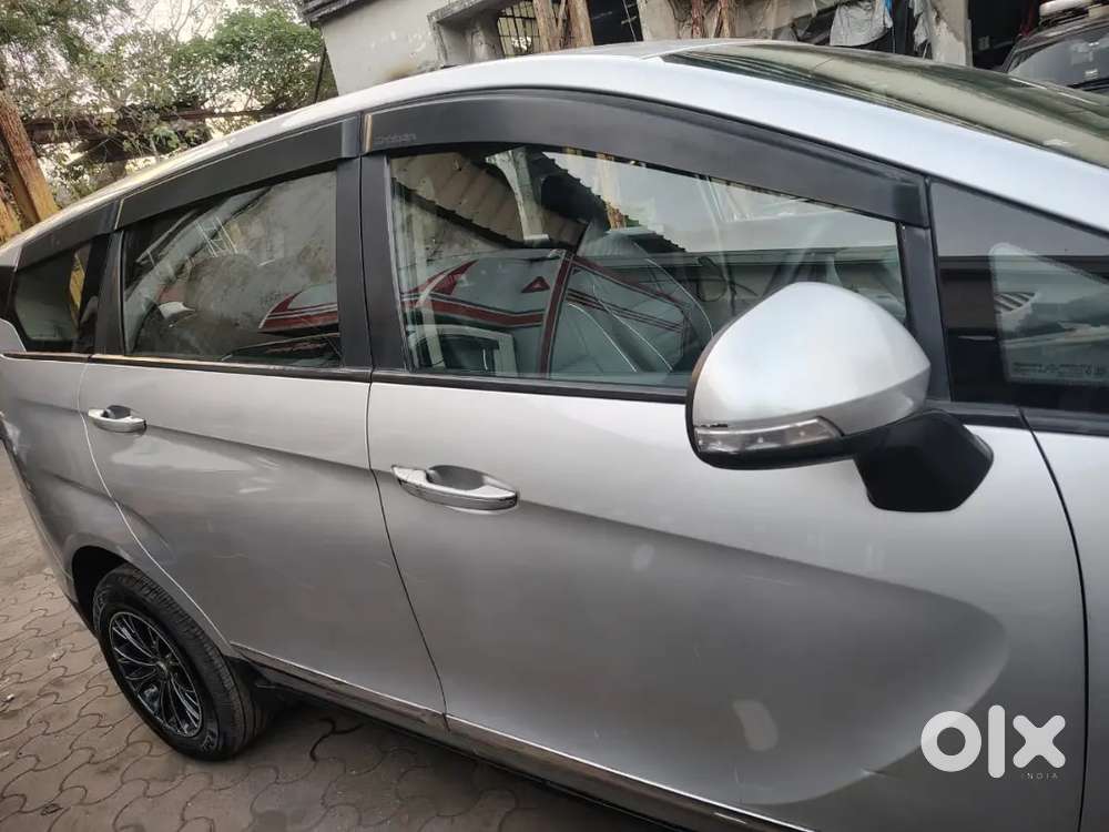 Mahindra Marazzo M2 Diesel &ndash; August 2018 Model