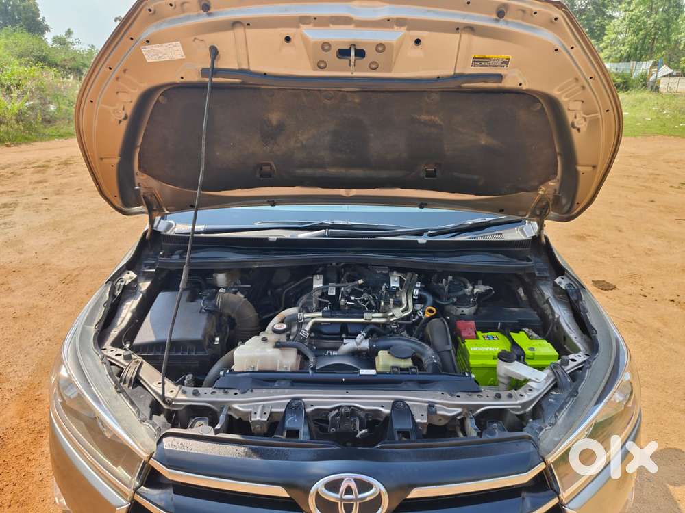 Toyota Innova Crysta 2.8 Gx At, 2017, Diesel