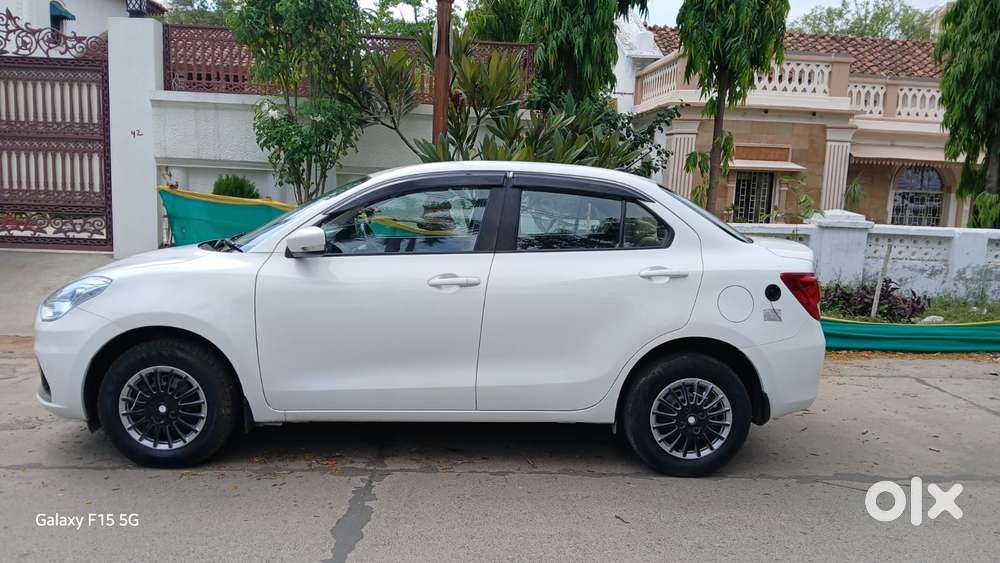 Maruti Suzuki Dzire 1.2 Vxi Cng, 2024, Cng & Hybrids