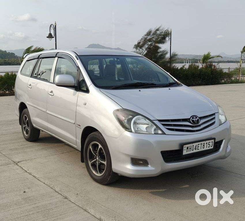 Toyota Innova 2004-2011 2.5 G (diesel) 8 Seater Bs Iv, 2011, Diesel