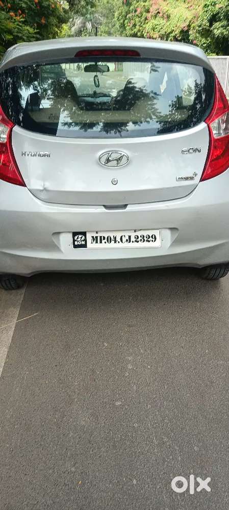 Hyundai Eon Magna 2012