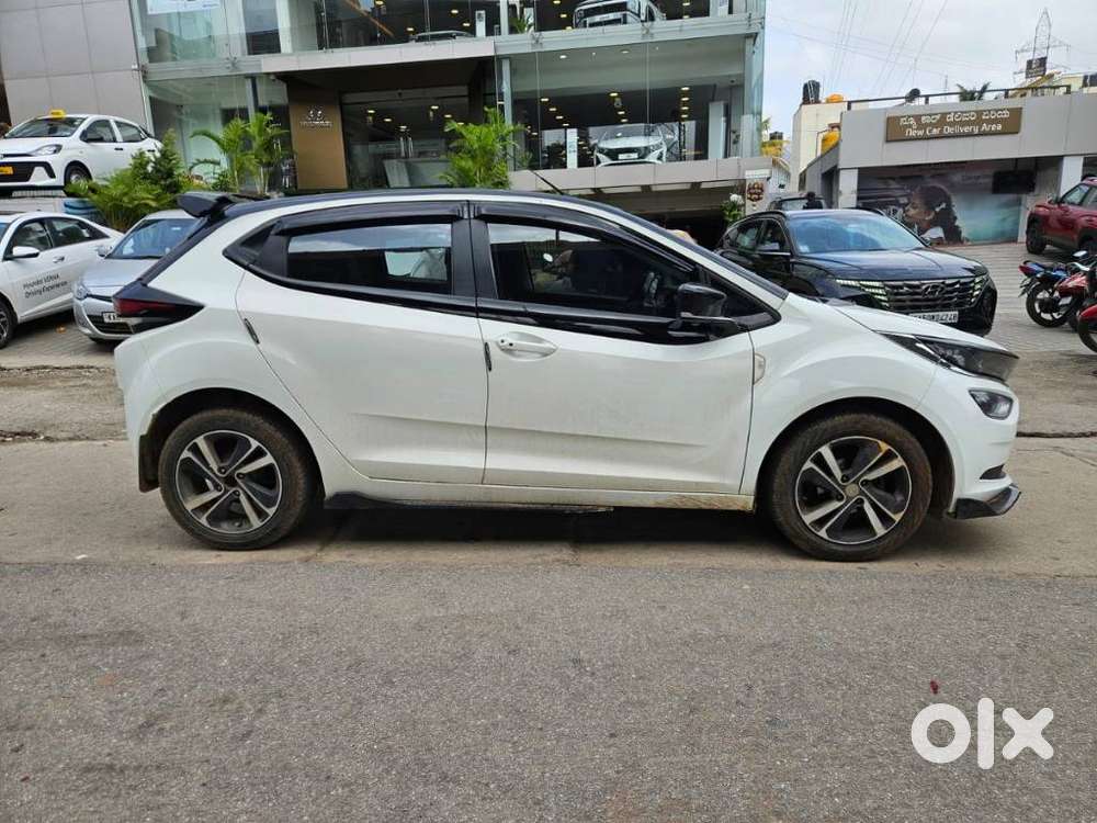 Tata Altroz Xz Plus (s), 2020, Petrol