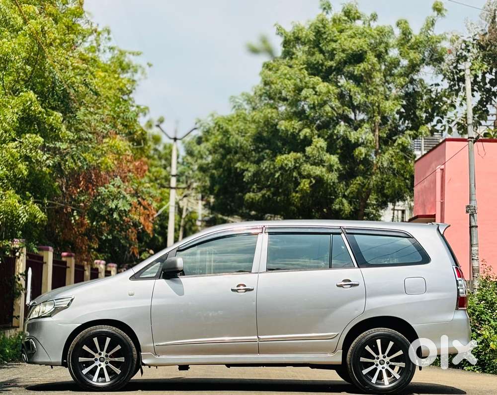 Toyota Innova 2.5 G (diesel) 7 Seater, 2016, Diesel