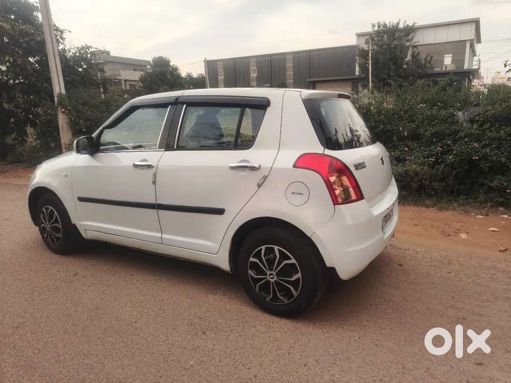 Maruti Suzuki Swift 2010 Last